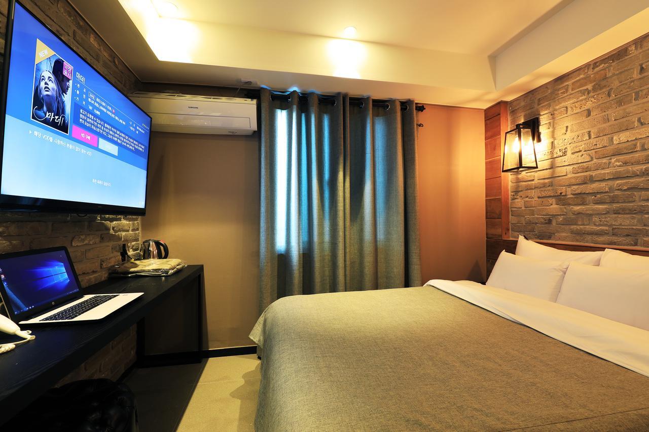 Rainbow Hotel Yongsan Seoul Exterior photo
