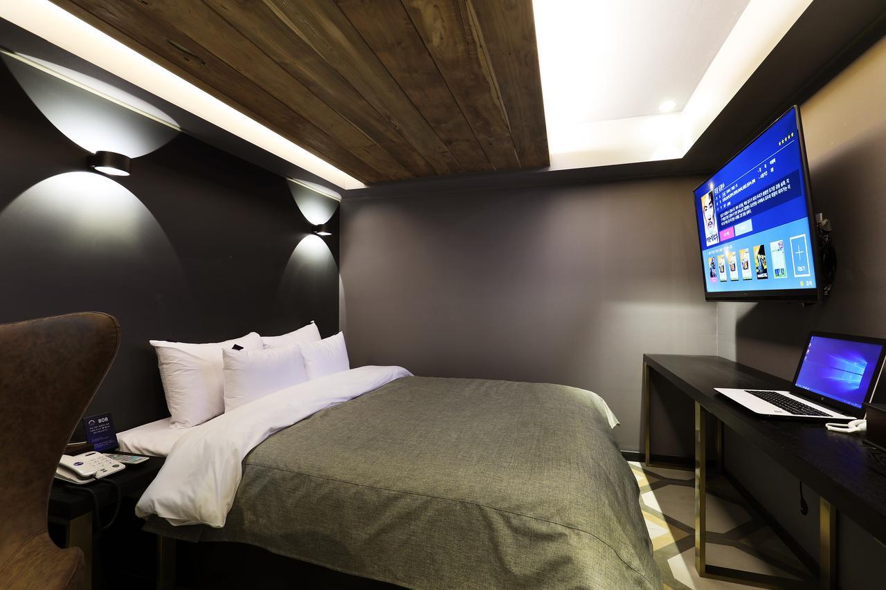 Rainbow Hotel Yongsan Seoul Exterior photo