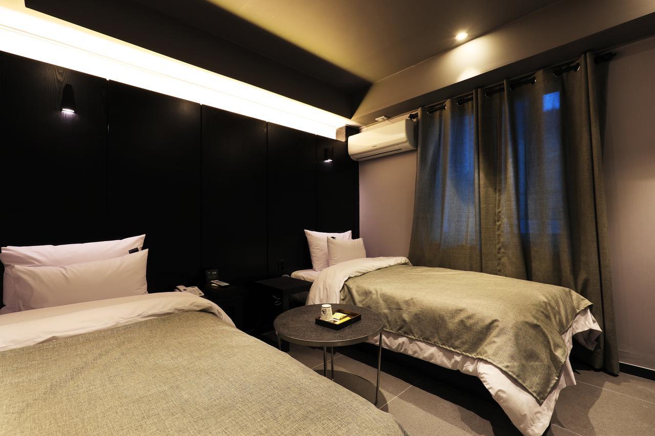 Rainbow Hotel Yongsan Seoul Exterior photo