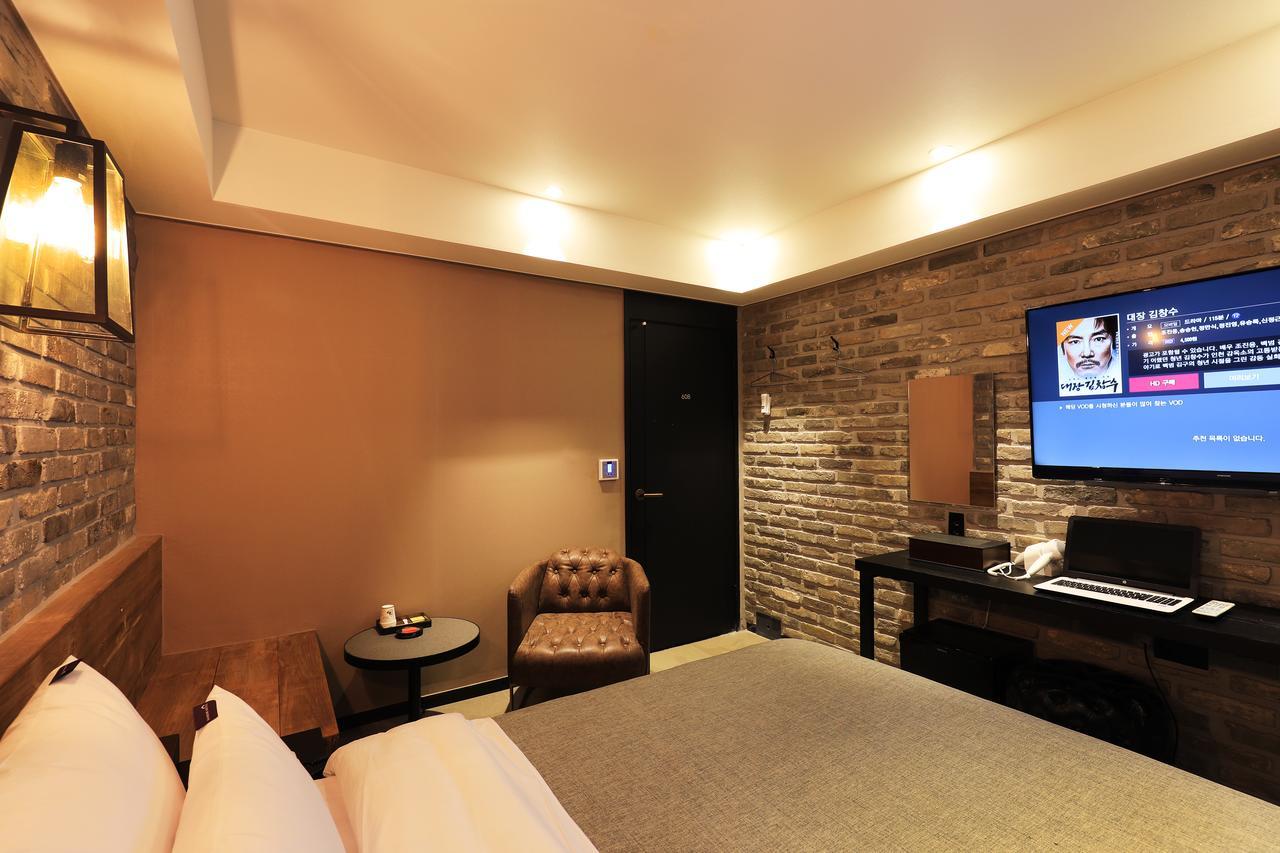 Rainbow Hotel Yongsan Seoul Exterior photo