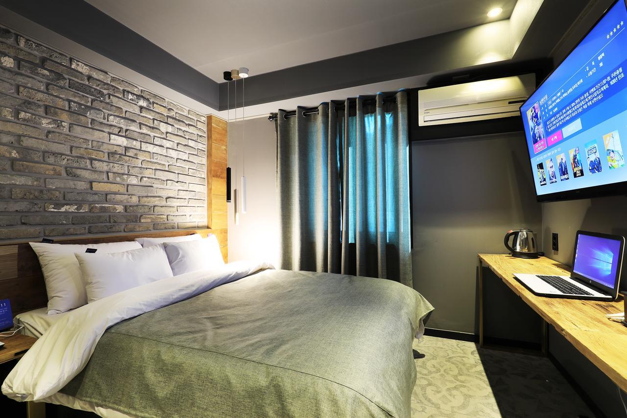 Rainbow Hotel Yongsan Seoul Exterior photo