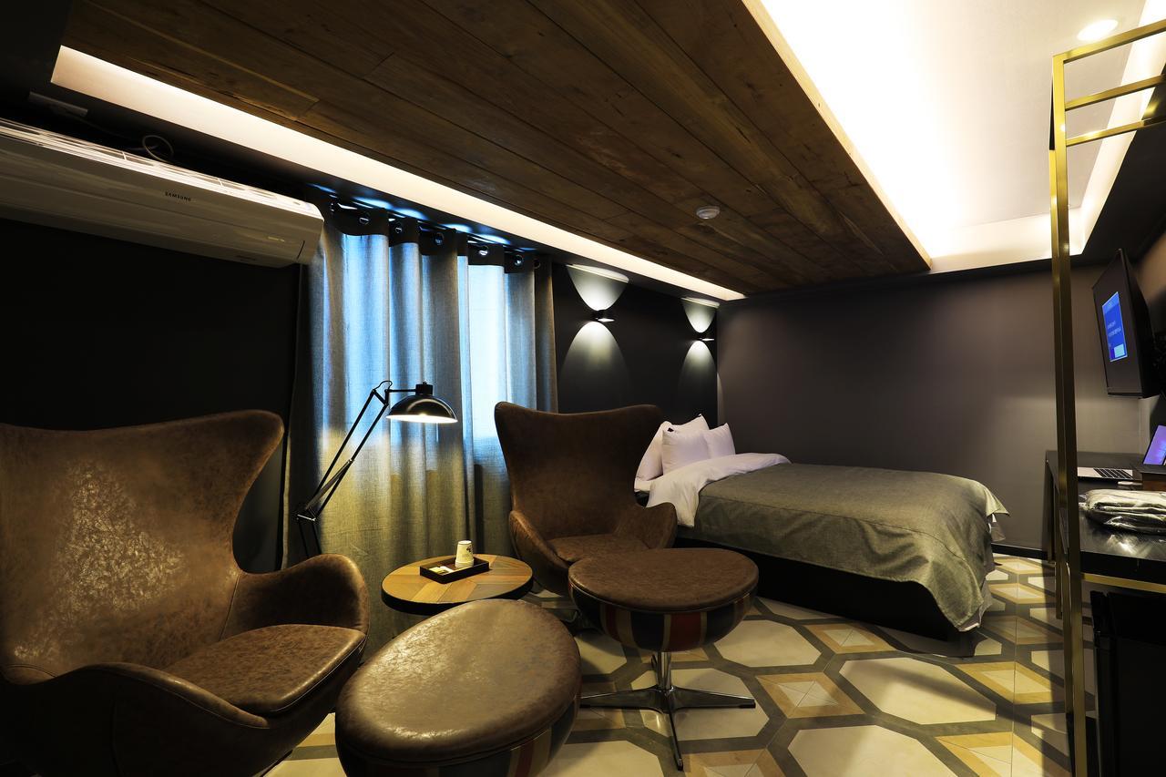 Rainbow Hotel Yongsan Seoul Exterior photo